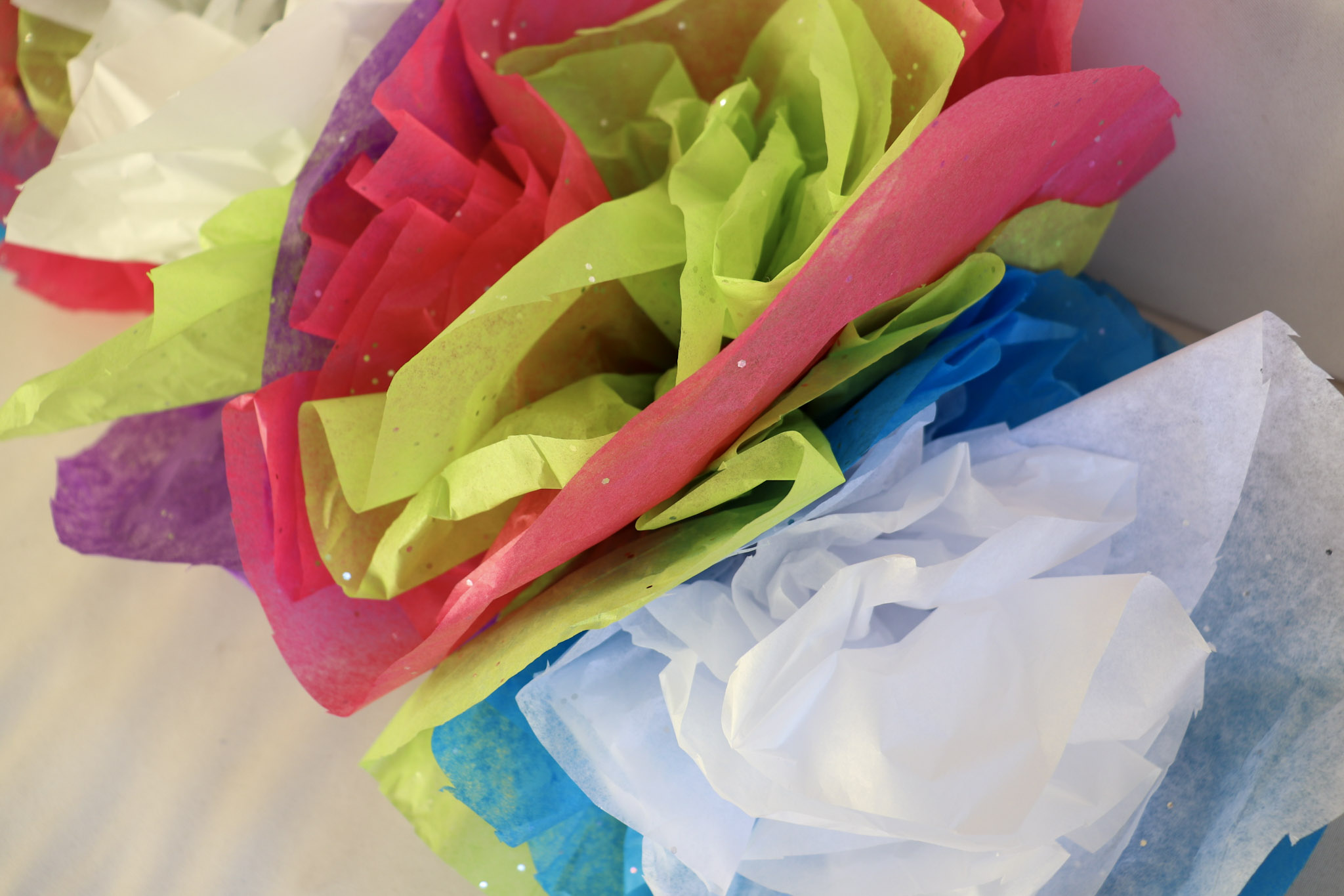 How to Make Flowers Out of Tissue Paper, Tissue Paper Craft, Tissue Paper Crafts, Giant Flowers out of Tissue Paper, Charlotte Artist