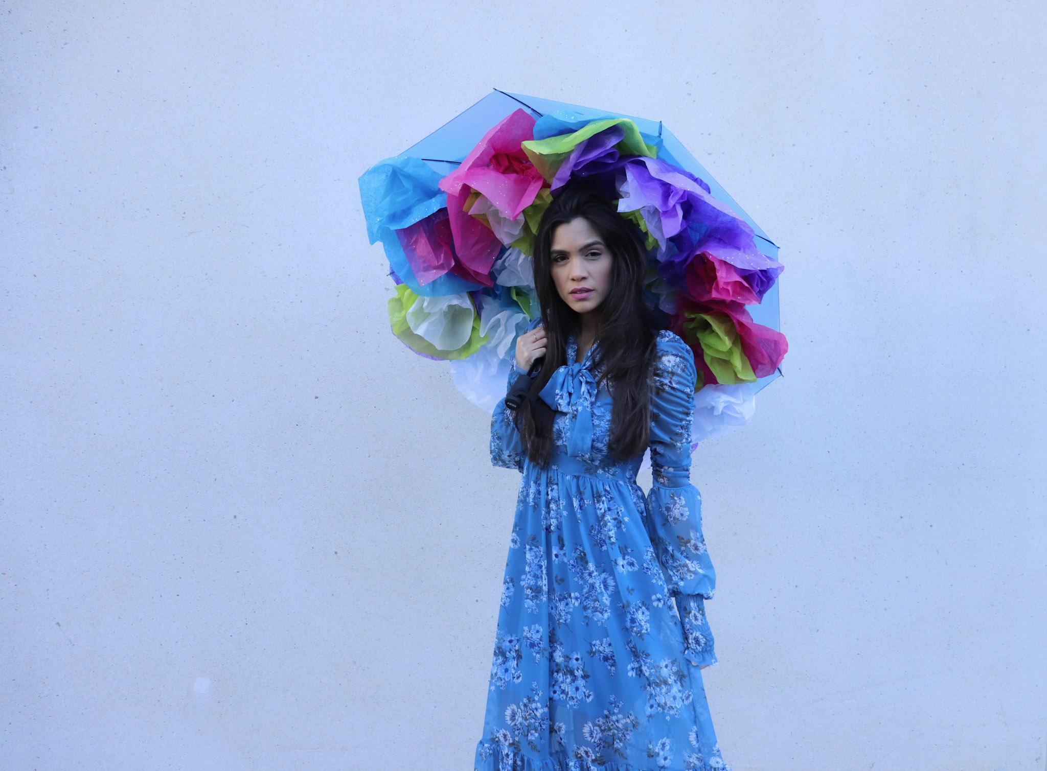 How to Make Flowers Out of Tissue Paper, Tissue Paper Craft, Tissue Paper Crafts, Giant Flowers out of Tissue Paper, Charlotte Artist, River Island Blue Floral Tie Neck Midi Dress